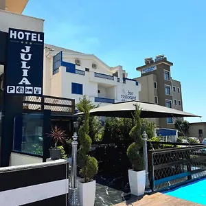 3* Hotel Julia